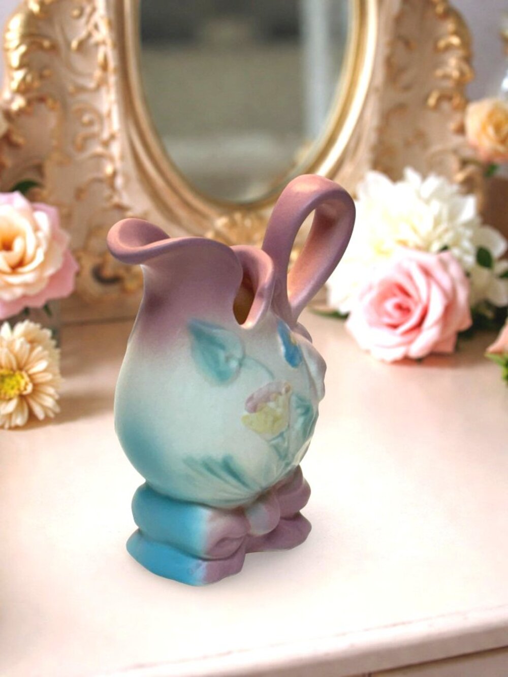 Vintage Hull Pottery Pitcher Bow Knot 1930s Blue Pink Pitcher B1 5 1/2  CottageC - Picture 3 of 6